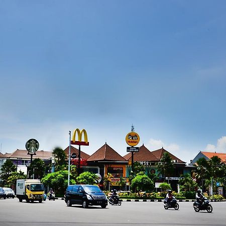 Devata Suites And Residence Legian Exteriér fotografie