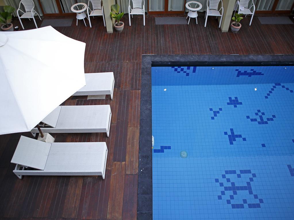 Devata Suites And Residence Legian Exteriér fotografie