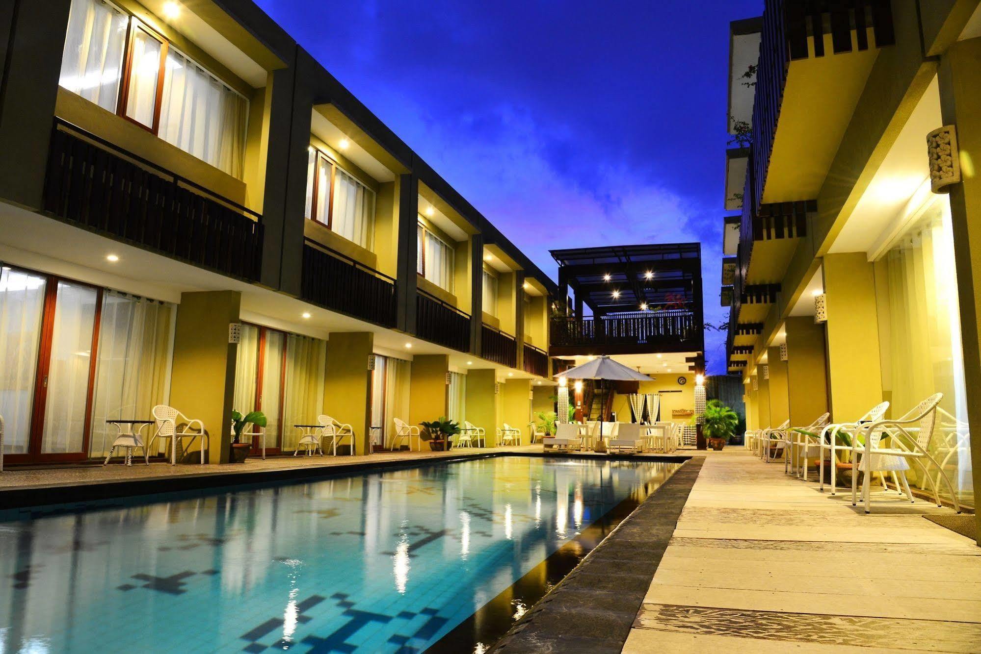 Devata Suites And Residence Legian Exteriér fotografie