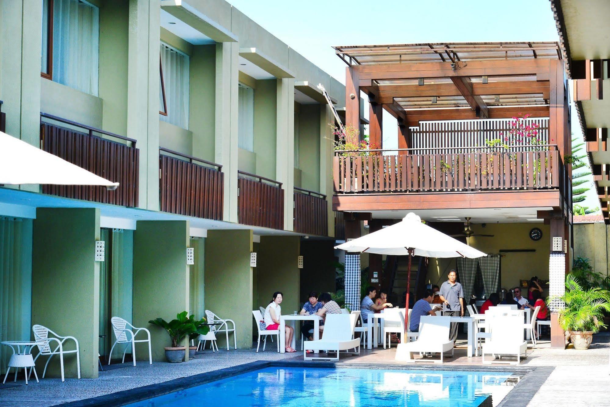 Devata Suites And Residence Legian Exteriér fotografie